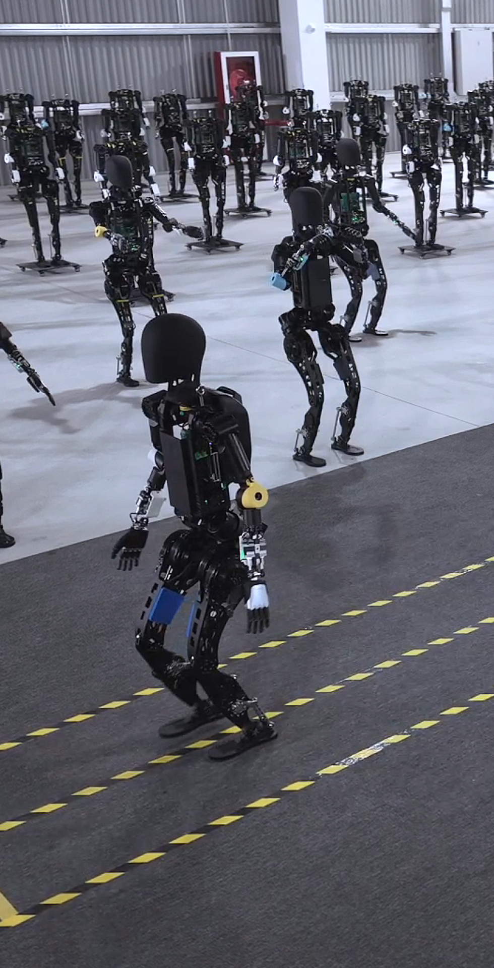 公海jcjc710开启通用机器人商用量产